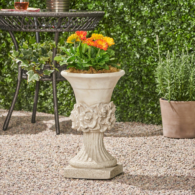 Astoria Grand Dyllan Lightweight Concrete Urn Planter & Reviews Wayfair